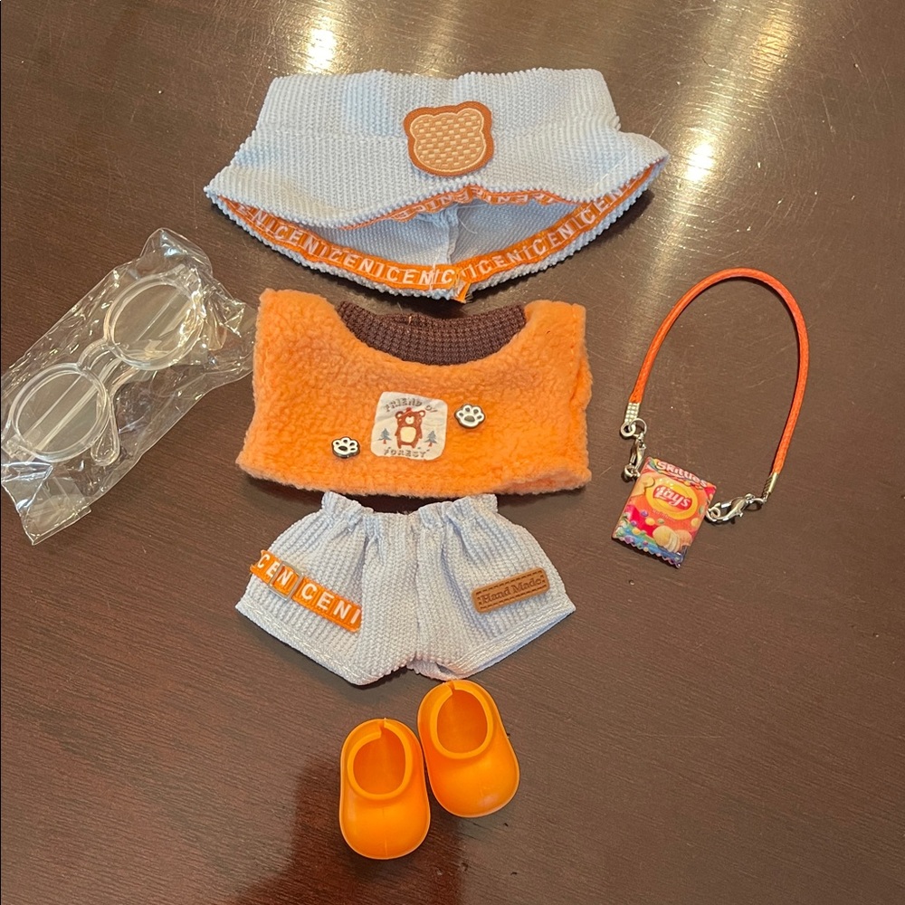 Orange and Blue Labubu Doll Outfit Set new with shoes potato chips glasses hat